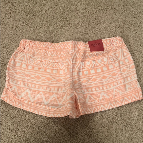 Mossimo Shorts Aztec Design M Drawstring - Picture 2 of 4